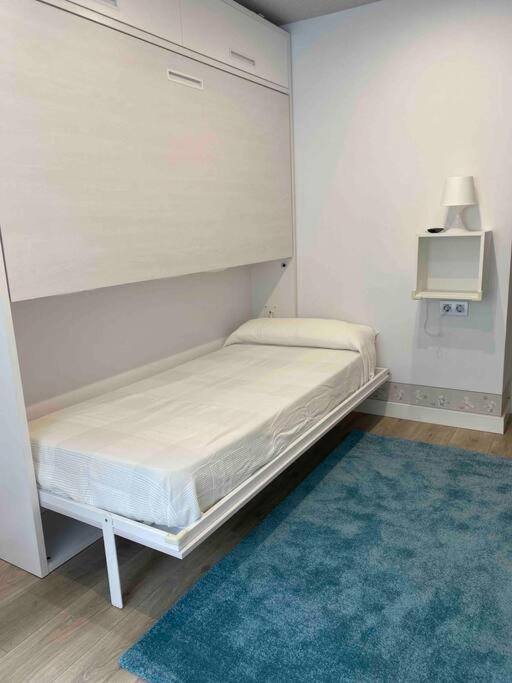 Apartamento A 100Metros De La Playa De San Lorenzo Gijon Exterior photo